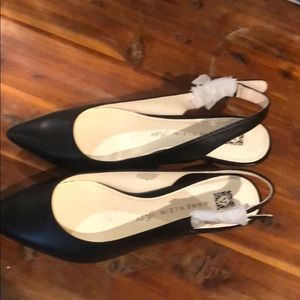 Anne Klein iflex flats